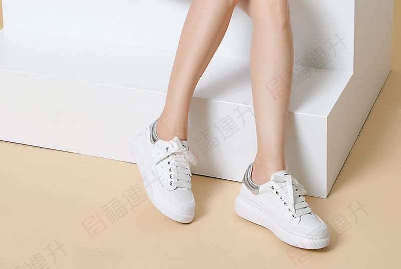 小白鞋-小白鞋的意思是什麼(圖1) 小白鞋-小白鞋的意思是什麼(圖1)