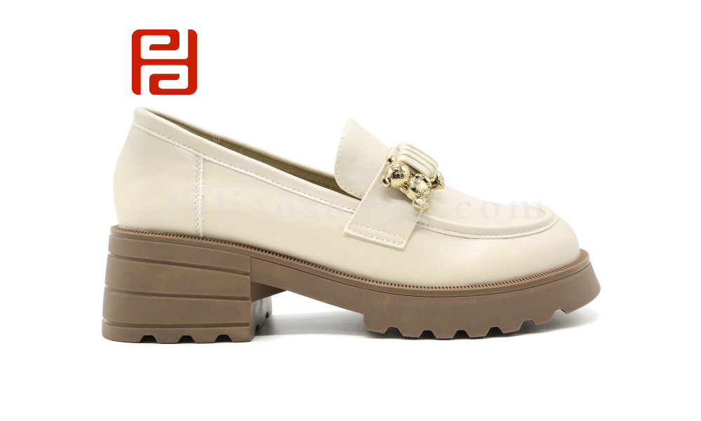 福連升時(shí)尚休閑女鞋 中跟厚底樂(lè)福鞋單鞋