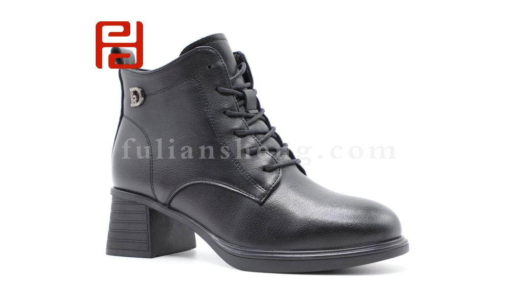 福連升冬季新款輕松工作女鞋魅力時(shí)裝時(shí)尚短靴