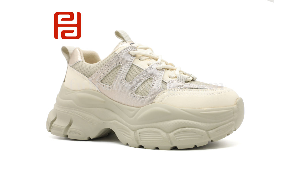 福連升冬季新款運(yùn)動(dòng)生活女鞋時(shí)尚運(yùn)動(dòng)老爹鞋