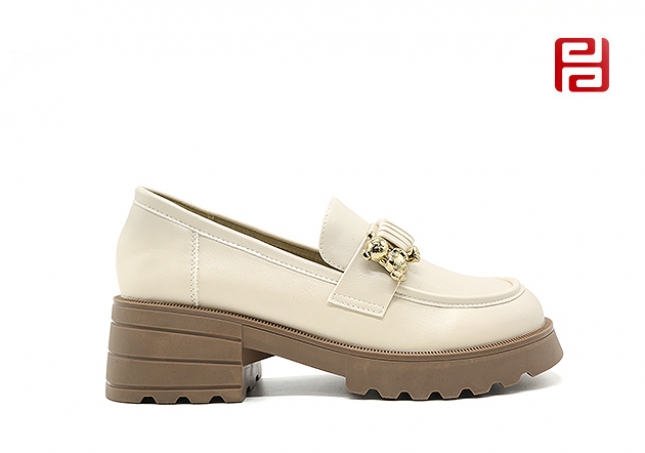 福連升時(shí)尚休閑女鞋 中跟厚底樂福鞋單鞋